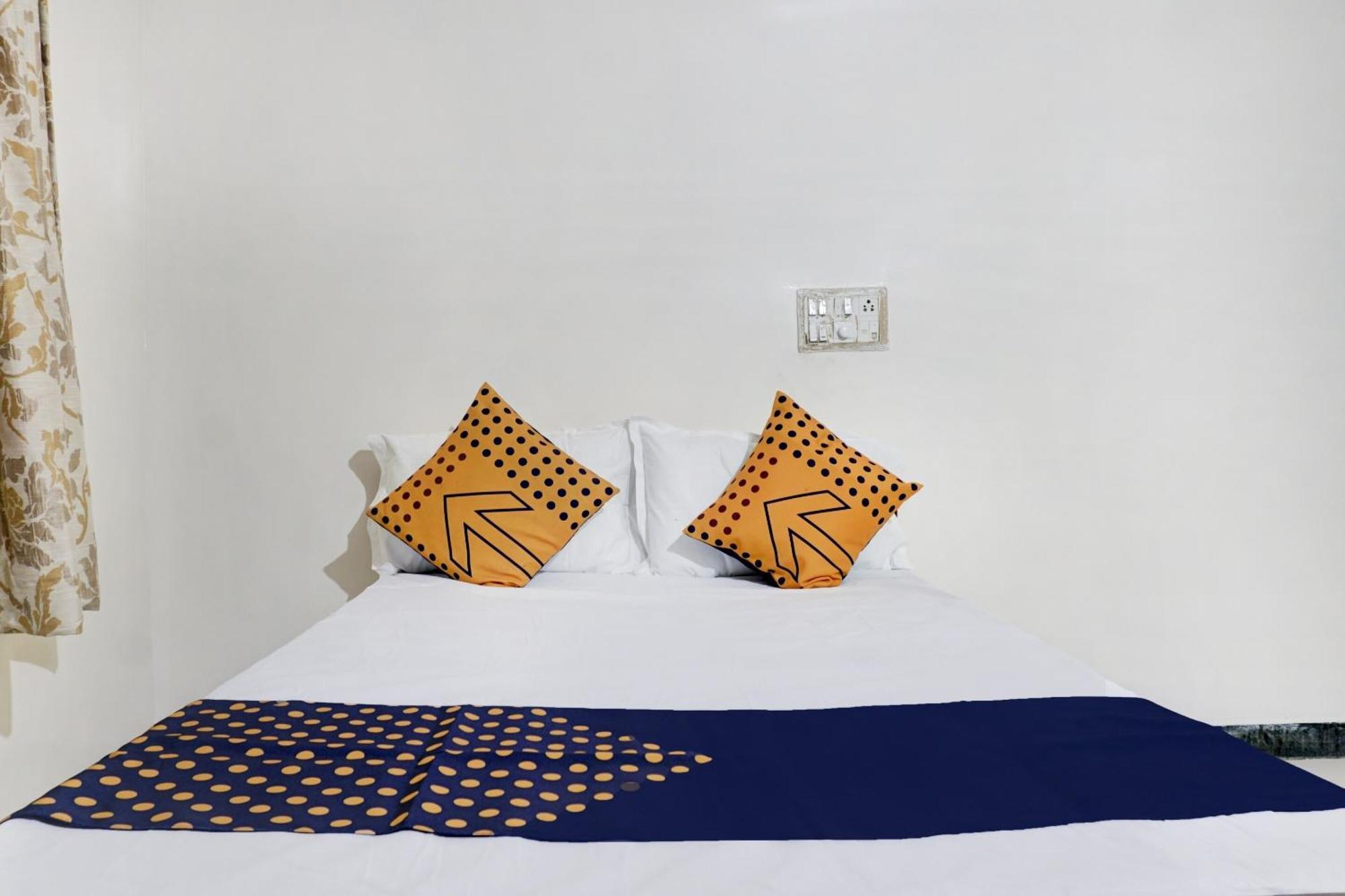 Spot On 74501 Hotel Supriya Garden Wagholi Exterior photo