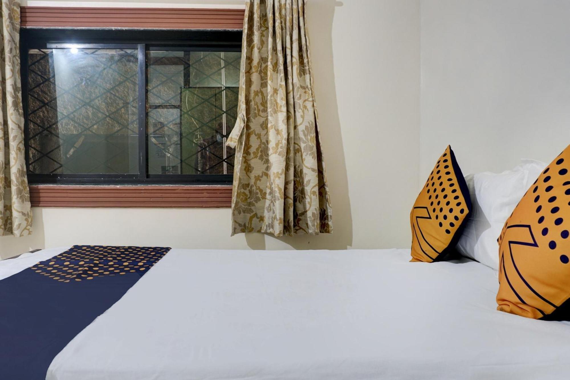 Spot On 74501 Hotel Supriya Garden Wagholi Exterior photo